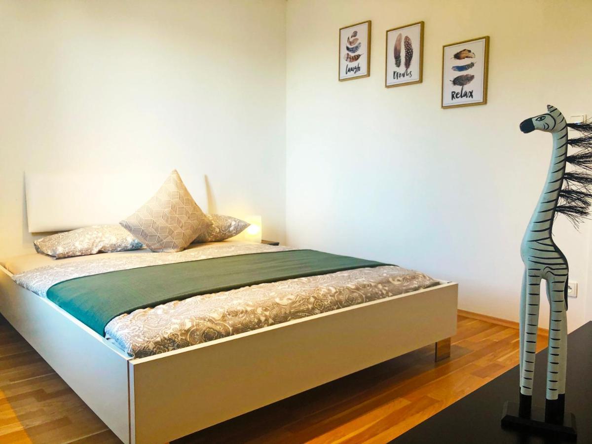 On The Top Apartments Prague Ngoại thất bức ảnh